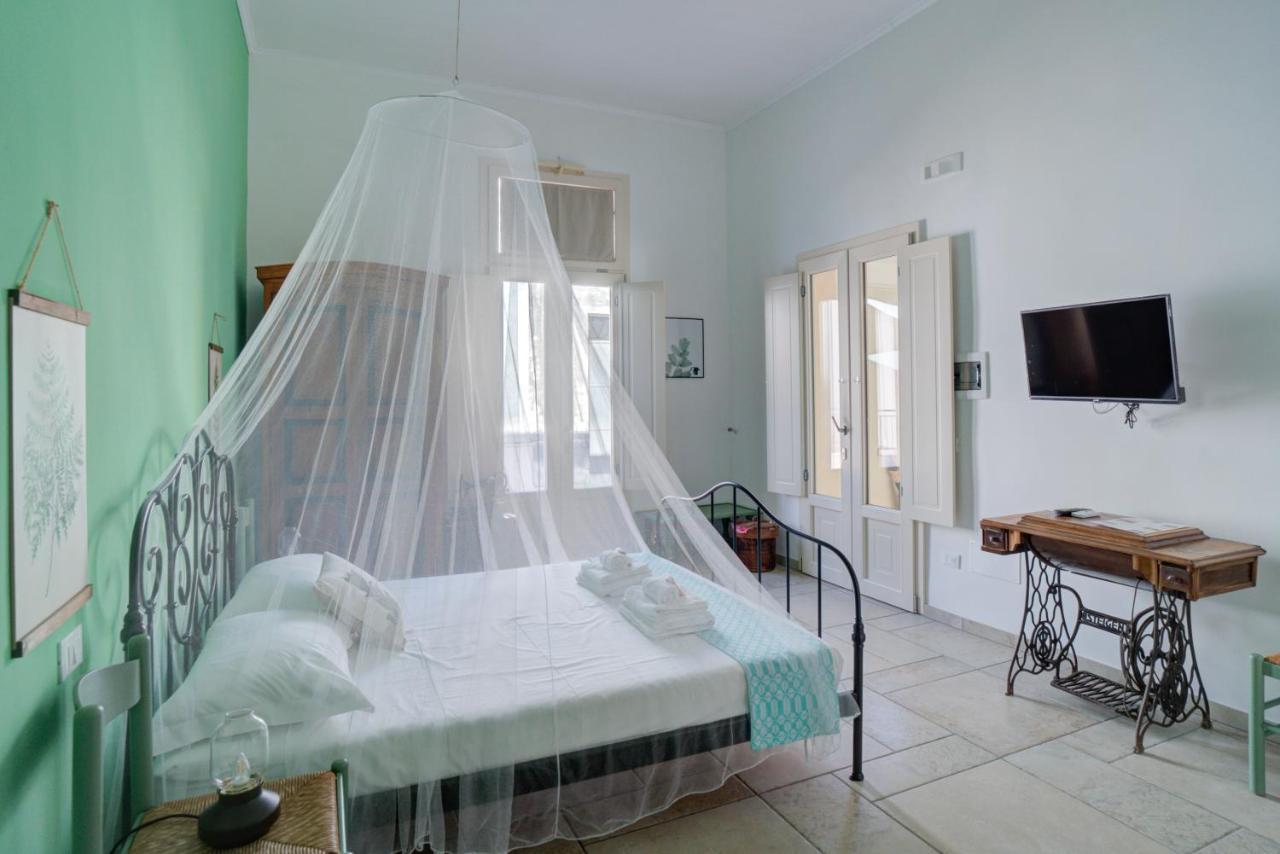 Li Perrini Boutique B&B 아쿠아리카 외부 사진